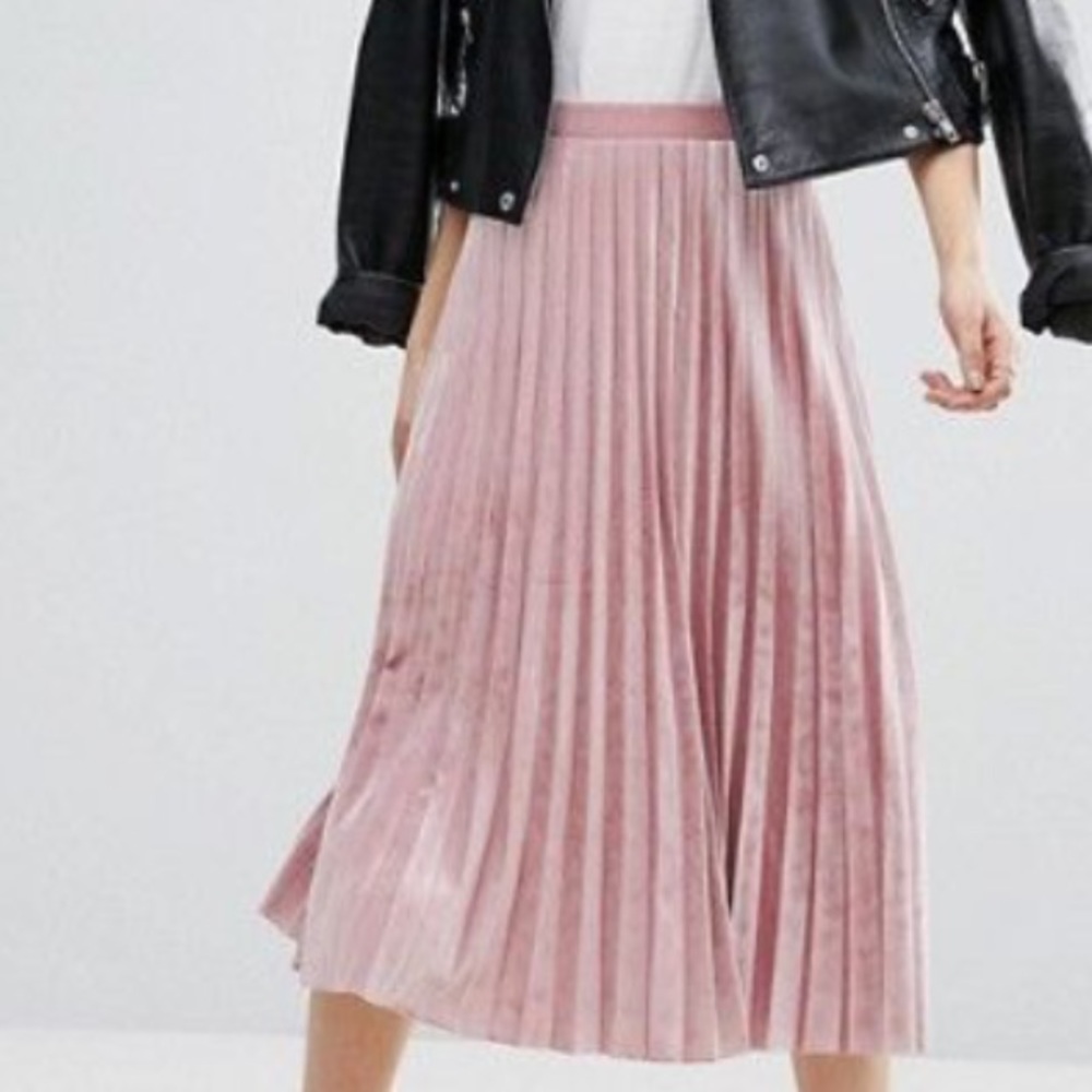 New York & co pink shimmer skirt
